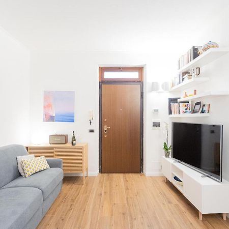 Rosart House By Rent All Como Apartment Bagian luar foto